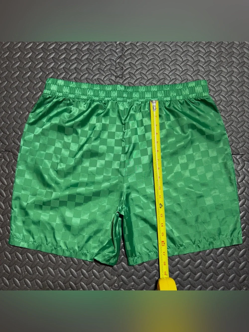 Umbro Mexico Soccer Checkered Shorts Green Vintage Style Shiny Mens Large NEW